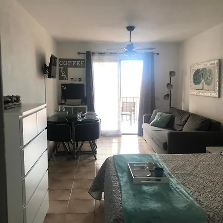 South Castle Cozy Studio Cristianos Terrace & Pool *